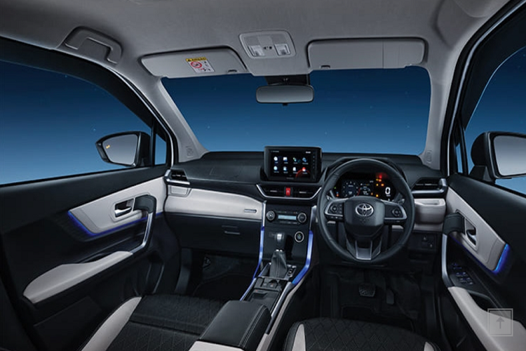 Tương tự Avanza mới, mẫu xe MPV Toyota Veloz 2022 cũng được phát triển dựa trên cơ sở gầm bệ Daihatsu New Global Architecture (DNGA) giống người anh em Raize. Với cơ sở gầm bệ này, Toyota Veloz 2022 giờ đây không còn là xe dẫn động cầu sau nữa mà chuyển sang dùng hệ dẫn động cầu trước. Ngoài ra, xe còn được trang bị hệ thống treo MacPherson đằng trước và thanh xoắn mới phía sau.