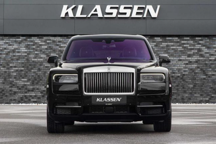 Cụ thể, Klassen đã trang bị lớp giáp bảo vệ khối lượng nhẹ, đạt tiêu chuẩn CEN 1063 BR6 cho Cullinan, cung cấp ho Rolls-Royce Cullinan chống đạn từ súng trường hỏa lực cao như AK-47 hay AR-10.