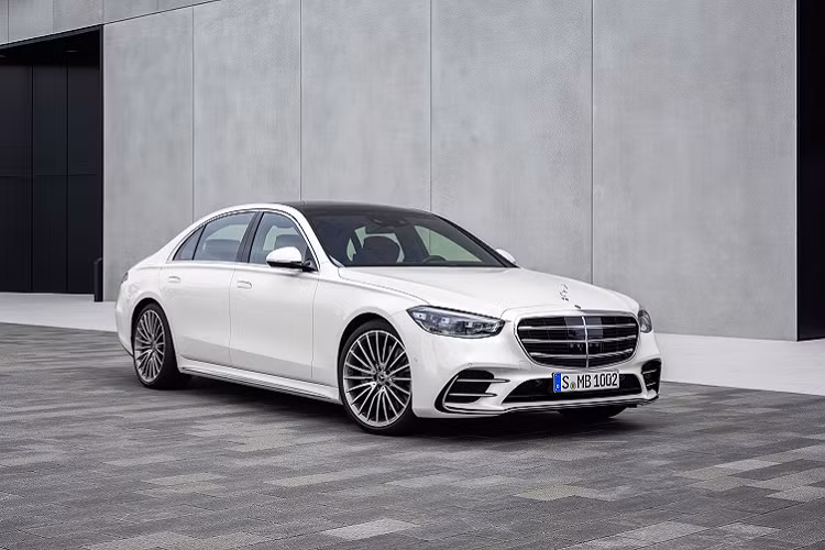 Sau Đức, Australia là thị trường tiếp theo công bố các phiên bản của Mercedes-Benz S-Class thế hệ mới.