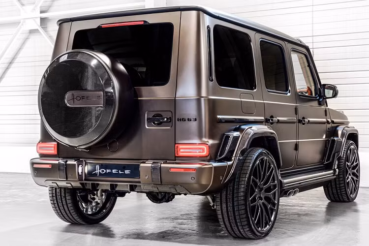 Mercedes-AMG G 63 độ Limitless không có sự khác biệt về động cơ và vận hành so với bản tiêu chuẩn, vẫn sử dụng động cơ V8 4.0L (575 mã lực, 850 Nm). Thay đổi chủ yếu đến từ vật liệu hoàn thiện và các phụ kiện nâng cấp.