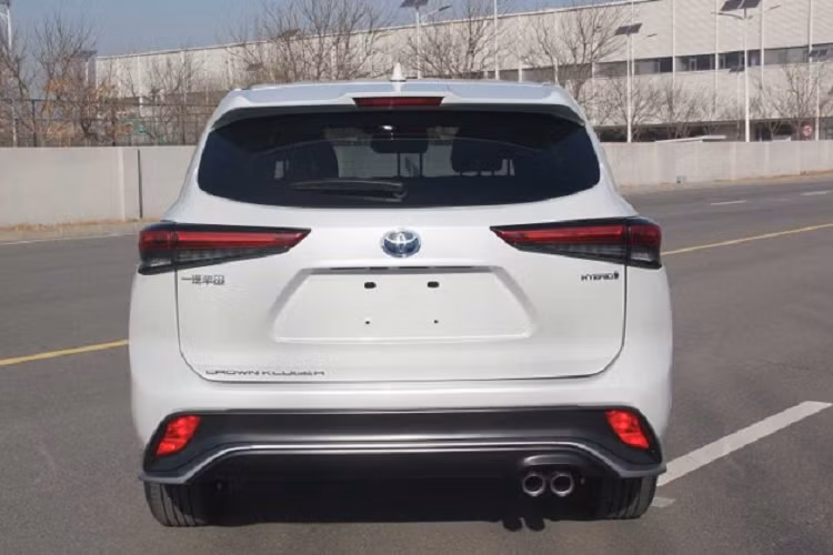 Xe sang Toyota Crown 2022 phien ban SUV 