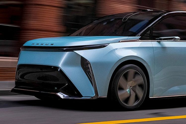 Nền tảng kiến trúc hoàn toàn mới sẽ cung cấp cho MPV điện Maxus Mifa sức mạnh 500 kW (tương đương 671 mã lực) và 900 Nm lực kéo mô-men xoắn cho các bánh xe. Nhờ vậy, Maxus Mifa sở hữu khả năng tăng tốc không tưởng, từ 0 - 100 km/h chỉ trong 3,8 giây - tương đương những mẫu siêu xe thuộc loại nhanh nhất thế giới, dù nó mang trên mình hình hài không mấy ấn tượng, của một chiếc MPV dạng hộp vuông.