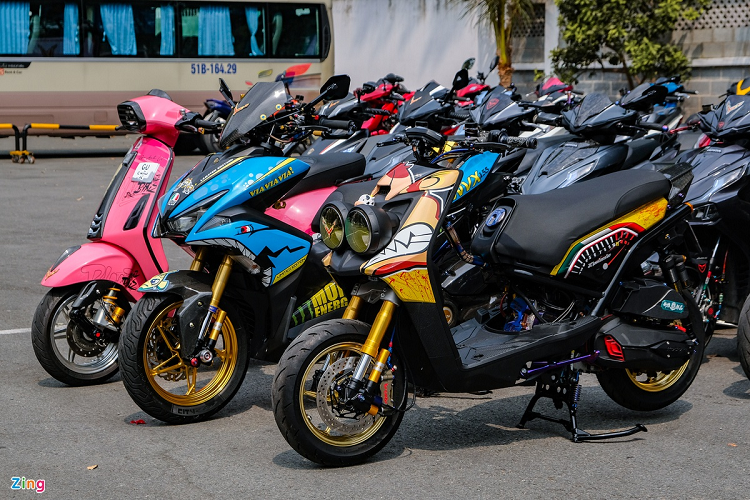 Đáng chú ý, sự kiện có sự góp mặt của nhiều mẫu xe ga độ bắt mắt. Theo một thành viên trong ban tổ chức, nhiều bản độ có giá lên đến hàng trăm triệu đồng. Các bản độ này sử dụng dàn trang bị hàng hiệu của Ohlins, Brembo và được phủ carbon.