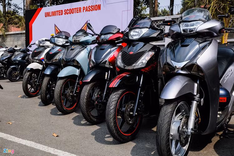 Dù số lượng không nhiều, những chiếc Honda SH đắt tiền vẫn gây chú ý tại sự kiện. Đa số SH trong ảnh đều đã được can thiệp, từ ít đến nhiều.