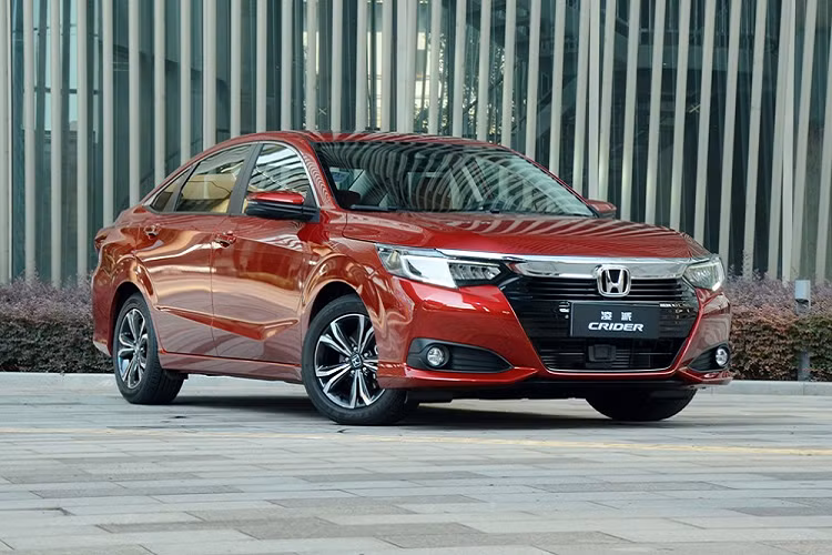 Ngoài Crider, hãng Honda còn bán một phiên bản kéo dài khác của City tại Trung Quốc, đó là Envix. Khác với Crider, Honda Envix lại do liên doanh Dongfeng Honda sản xuất. Sau Crider, chuẩn bị đến lượt Honda Envix 2022 mới được bổ sung phiên bản nâng cấp. Những hình ảnh do Bộ Công nghiệp và Công nghệ Thông tin Trung Quốc công bố đã cho thấy điều đó.