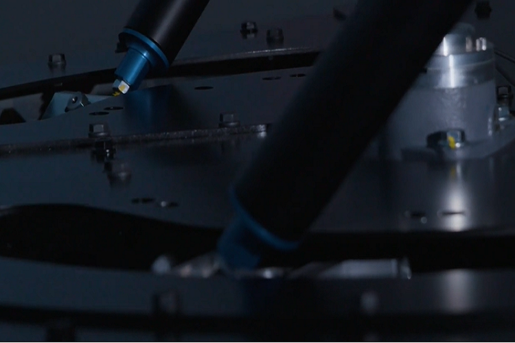 Cả hai phiên bản DMG-1 và DMG-1C đều có thể được bán dưới dạng tiêu chuẩn hoặc được biến đổi và tùy chỉnh theo nhu cầu của khách hàng. Dynisma không cung cấp bất kỳ chi tiết nào về giá cả hoặc tính sẵn có của các sản phẩm vào lúc này. Tuy nhiên, các khách hàng quan tâm có thể liên lạc trực tiếp với công ty.