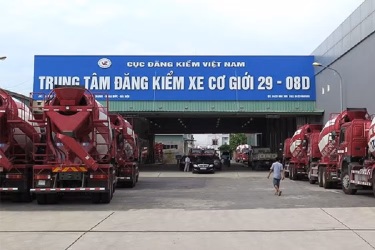 Chu ky kiem dinh xe oto tai Viet Nam tai xe can biet