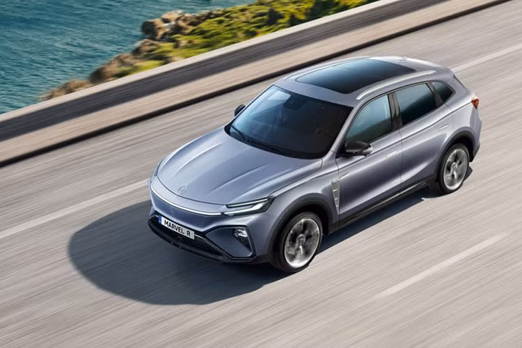 Dự kiến, MG Marvel R Electric 2021 sẽ chính thức được bày bán tại thị trường châu Âu vào tháng 5 năm nay. Hiện giá xe MG Marvel R Electric 2021 vẫn chưa được công bố. Được biết, trong thời gian tới, hãng MG sẽ tung ra phiên bản dẫn động cầu sau rẻ hơn của mẫu xe này.