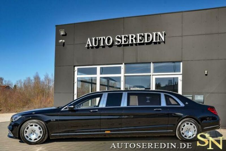 Theo tìm hiểu, đây là chiếc Mercedes-Maybach S650 Pullman thứ 3 và đồng thời cũng là chiếc thứ 5 thuộc dòng Mercedes-Maybach Pullman tại Việt Nam. Trước đó, đã có 2 chiếc Mercedes-Maybach S600 Pullman và Mercedes-Maybach S650 Pullman được đưa về nước. Tất cả số xe này đều được nhập khẩu bởi các đại lý tư nhân và có giá đồn đoán dao động khoảng 70 tỷ đồng.
