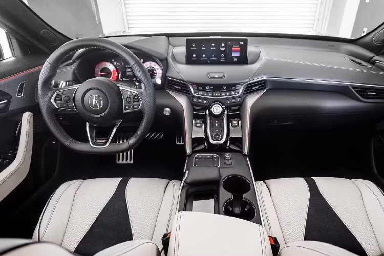 Cuối cùng, công nghệ ống xả chủ động của NSX cũng được mang lên mẫu xe này.