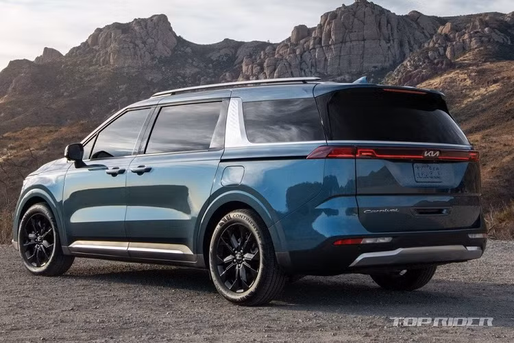 Thứ hai là động cơ xăng MPi B6, dung tích 3,5 lít, tạo ra công suất tối đa 268 mã lực và mô-men xoắn cực đại 332 Nm. Hai con số tương ứng của động cơ xăng GDi V6, dung tích 3,5 lít với công suất tối đa 290 mã lực và mô-men xoắn cực đại 355 Nm. 3 động cơ này đồng hành với hộp số tự động 8 cấp tiêu chuẩn.