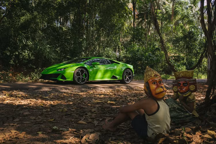 Sáng kiến này đã phổ biến trên khắp thế giới đến nỗi Lamborghini Châu Á – Thái Bình Dương đã quyết định nối tiếp phong trào này và sử dụng khung cảnh của các quốc gia thuộc khu vực. Bộ hình này được thực hiện bởi 5 nghệ sĩ cùng một số nhiếp ảnh gia địa phương. Họ là những người đã tạo ra sự kết hợp hài hòa giữa nét đặc trưng văn hóa, vẻ đẹp của từng khu vực nhưng cũng đồng thời tôn vinh những “tác phẩm nghệ thuật cơ khí đương đại” trong những bức hình ấn tượng.