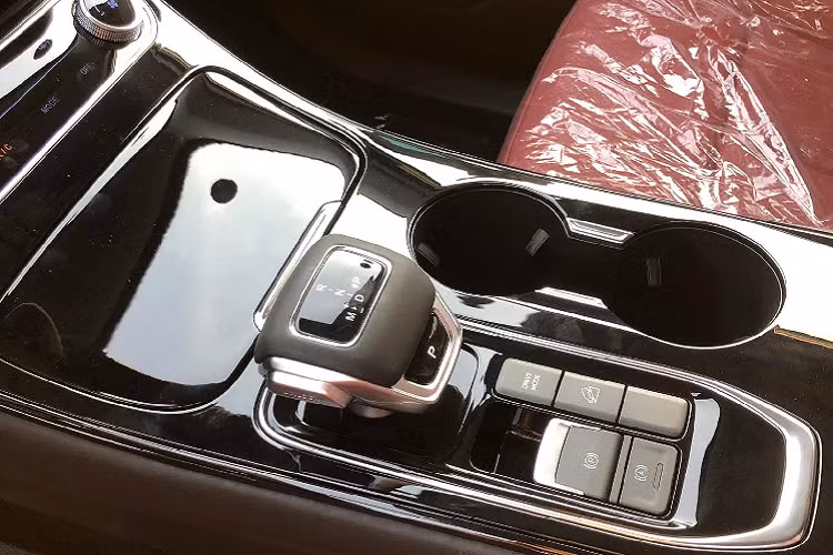 Dẫu vậy, lô xe này hiện đã có chủ. Người dùng muốn mua phải chờ đợt đăt cọc sau, dự kiến sau khi giao hết xe.