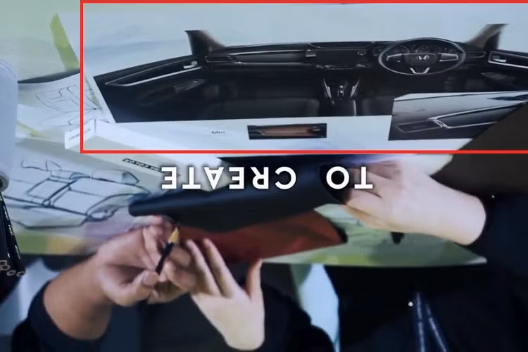 Vòng ra phía sau, chúng ta sẽ bắt gặp cụm đèn hậu có thiết kế giống Honda City 2021 nhưng không được nối với nhau bằng nẹp ở giữa. Bên cạnh đó là cửa cốp đơn giản, đèn phản quang nằm trên cản sau và tấm ốp gầm giả màu bạc. Đáng tiếc là hiện chưa có hình ảnh nội thất của Honda BR-V 2022. Trong khi đó, Honda N7X được trang bị mặt táp-lô có thiết kế gọn gàng, tích hợp màn hình trung tâm. Bên cạnh đó là vô lăng mới và 2 cửa gió điều hòa hình chữ nhật ở 2 góc của mặt táp-lô.