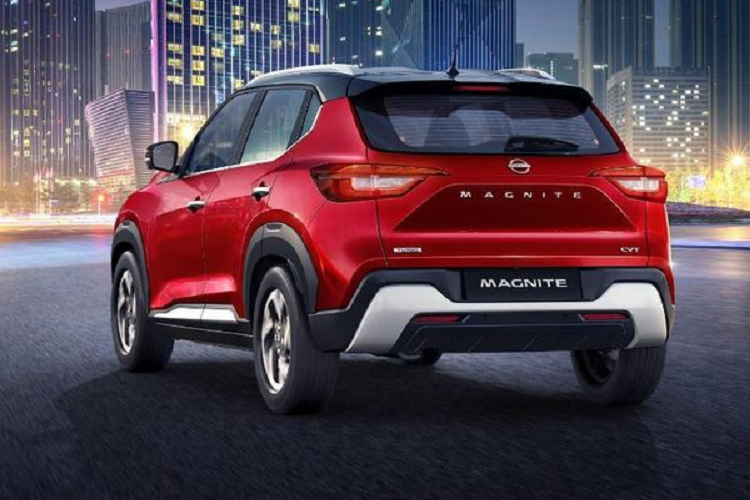 Nếu Nissan Magnite về Việt Nam, thị trường SUV cỡ nhỏ hẳn sẽ được phen "sóng gió", cái tên sẽ phải "lo lắng" nhiều nhất có lẽ là Kia Sonet được dự đoán sẽ ra mắt người tiêu dùng Việt trong vài tháng tới.