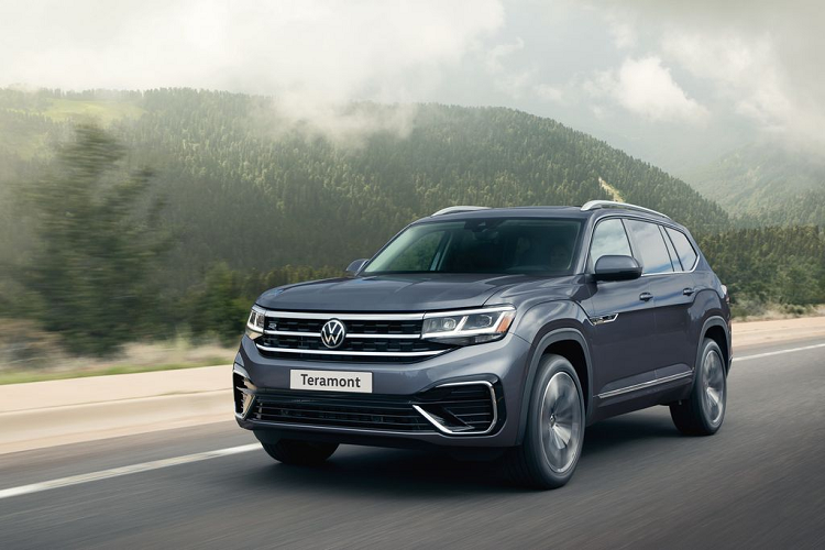 Về trang bị động cơ, Volkswagen Teramont tại Việt Nam có thể sẽ sử dụng động cơ tiêu chuẩn I4 2.0l, sản sinh công suất 235 mã lực/363 Nm mô-men xoắn. Sức mạnh này được truyền tới cả 4 bánh xe thông qua hộp số tự động 8 cấp.