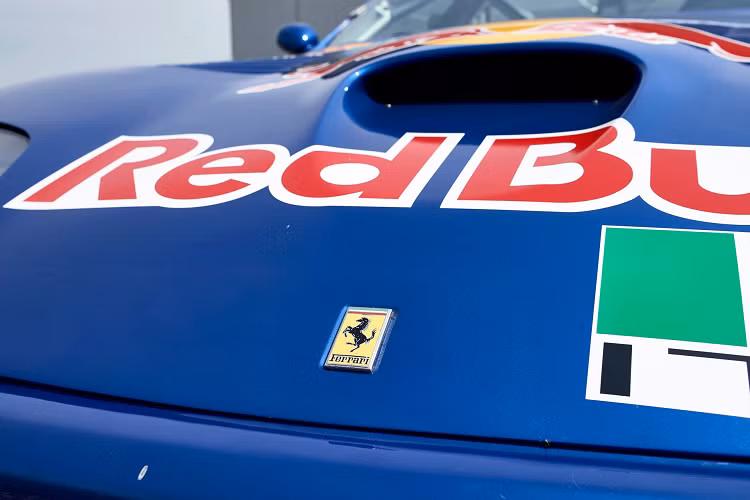 Ở thời điểm hiện tại, chiếc Ferrari 550 GT1 này đủ điều kiện tham gia các sự kiện Club Competizioni GT do Ferrari tổ chức.