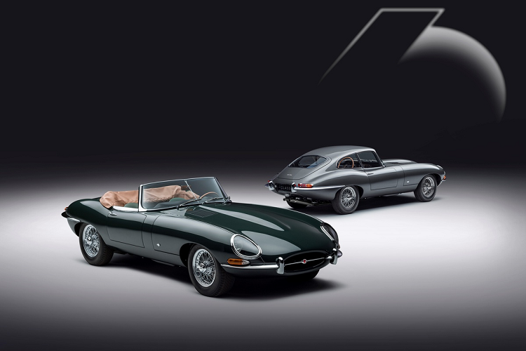 E-Type 60 sở hữu 2 màu sơn ngoại thất độc quyền của Jaguar, đó là màu xám Flat Out Grey cho mẫu coupe và màu xanh lá cây Drop Everything Green cho biến thể mui trần. Đây là 2 màu sơn được lấy cảm hứng những chiếc Jaguar E-Type ra đời cách đây 60 năm.