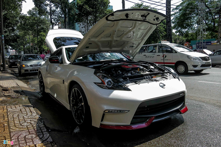  Nissan 370Z Ra mắt vào năm 2009 để thay thế cho dòng xe 350Z, Nissan 370Z là mẫu xe thể thao đậm chất truyền thống của thương hiệu đến từ Nhật Bản. Nissan 370Z cũng xuất hiện nhiều trên các phương tiện truyền thông giải trí như loạt phim Fast &amp; Furious… Vào tháng 9 năm 2020, Nissan đã ra mắt phiên bản thử nghiệm Nissan Z Proto, vốn sẽ có tên thương mại là 400Z, đảm nhận vai trò thay thế của 370Z trong tương lai.