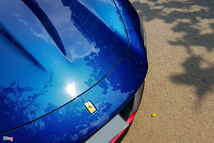 Chiếc Ferrari Roma đầu tiên tại Việt Nam được nhập khẩu bởi một đại lý tư nhân. Giá xe Ferrari Roma hiện chưa được tiết lộ. Tại Malaysia, Ferrari Roma có giá trên dưới 250.000 USD.