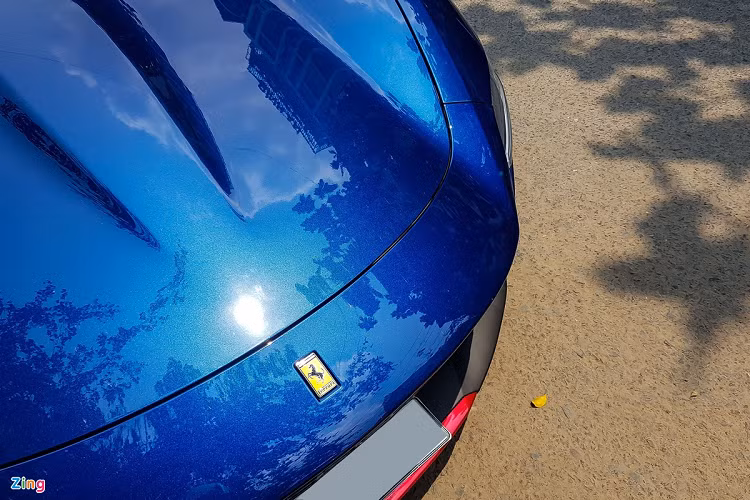 Chiếc Ferrari Roma đầu tiên tại Việt Nam được nhập khẩu bởi một đại lý tư nhân. Giá xe Ferrari Roma hiện chưa được tiết lộ. Tại Malaysia, Ferrari Roma có giá trên dưới 250.000 USD.