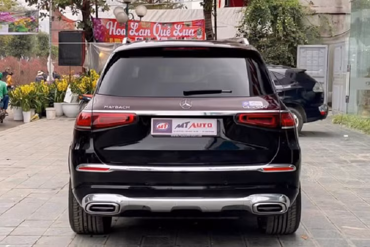 Được biết, trong thời gian sắp tới sẽ có thêm nhiều chiếc Mercedes-Maybach GLS 600 4Matic được đưa về nước. Có thể thấy, Mercedes-Maybach GLS 600 4Matic nhập tư được đưa về nước sớm hơn cả xe chính hãng.