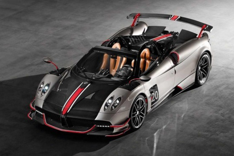 Sức mạnh của Huayra BC Roadster được truyền tới bánh thông qua hộp số tự động Xtrac 7 cấp hoàn toàn mới. Mức giá xe Pagani Huayra phiên bản BC Roadster của địa gia Campuchia vẫn là một ẩn số.