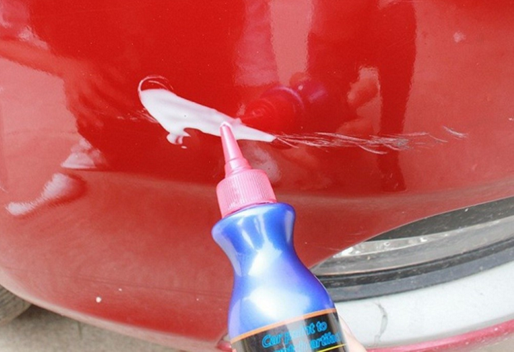 Dung mo dung kem hay but xoa se sach vet xuoc oto-Hinh-2