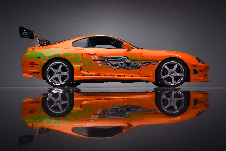 Phiên bản này được nâng cấp theo yêu cầu của nhà làm phim và thực hiện bởi xưởng độ The Shark Shop ở California, Mỹ. Sau khi hoàn thành tập phim 2 Fast 2 Furious, chiếc Supra này suýt nữa đã được thay đổi để sử dụng trong một bộ phim khác, nhưng may mắn rằng điều đó đã không xảy ra.