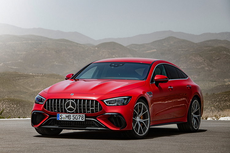 Có thể nói, Mercedes-AMG GT 63 E Performance 2022 mới chính là phiên bản sở hữu cấu hình động cơ mạnh mẽ nhất trong dải sản phẩm của dòng Mercedes-AMG GT 4-Door Coupe, vốn được định vị cao hơn dòng CLS.