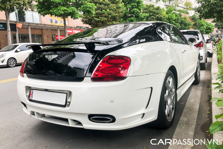 Trong quá khứ, chiếc Bentley Continental GT độ Hamann Imperator duy nhất tại Việt Nam từng thuộc sở hữu của một doanh nhân chơi xe kín tiếng và sau này được ông bán lại cho Auto 318 Phạm Hùng - một đơn vị chuyên kinh doanh xe hơi cao cấp đã qua sử dụng tại Sài Gòn. Theo chia sẻ từ đại diện của showroom này, mẫu coupe hạng sang đã được bàn giao cho vị chủ nhân mới với mức giá 2,5 tỷ đồng.