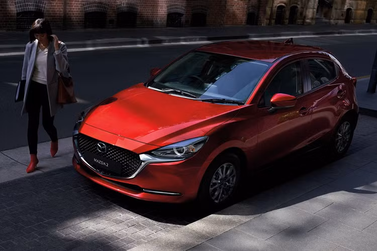 Tại Việt Nam, Mazda2 phiên bản nâng cấp được ra mắt vào tháng 4/2020 với 7 phiên bản, xe có giá bán 509-665 triệu đồng. Bản sedan cạnh tranh với Toyota Vios (470-570 triệu), Hyundai Accent (426-542 triệu) và Honda City (529-599 triệu), trong khi bản hatchback cạnh tranh với các đối thủ như Toyota Yaris (650 triệu), Honda Jazz (544-624 triệu) hay Suzuki Swift (499-549 triệu đồng).