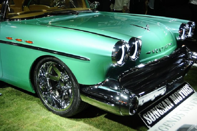 Songsan Motors Monterey của Trung Quốc là một mẫu xe điện thuần túy, nhưng đáng tiếc là trước mắt nhà sản xuất vẫn chưa hé lộ thông tin chi tiết về hệ truyền động cũng như phạm vi hoạt động. Tuy nhiên, những điều đấy đều không quan trọng, bởi thực tế điểm thu hút nhất hay gây tranh cãi nhất của mẫu xe này chắc chắn sẽ là thiết kế của nó.