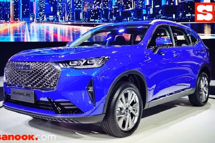 Dự kiến, giá xe Haval H6 Hybrid 2021 tại thị trường Thái Lan sẽ chính thức được công bố vào nửa đầu năm nay. Đồng thời, mẫu xe này cũng sẽ được lắp ráp tại nhà máy ở tỉnh Rayong, Thái Lan.