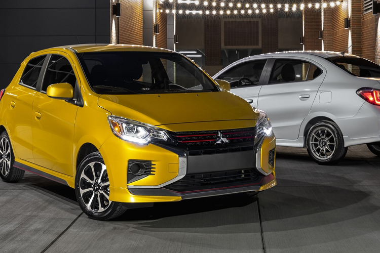 Lần đầu được ra mắt tại Thái Lan vào cuối năm 2019, Mitsubishi Mirage thế hệ mới nâng cấp đã cập bến thị trường Mỹ trong năm 2021, xe có 2 biến thể là hatchback và sedan G4 (còn có tên gọi là Attrage). Tại Australia, mẫu xe này đã có nhiều trang bị an toàn hơn so với thị trường Đông Nam Á, ở Mỹ, Mitsubishi Mirage facelift 2021 còn có nhiều hơn thế nhằm đáp ứng tiêu chí an toàn khắc khe tại đây.