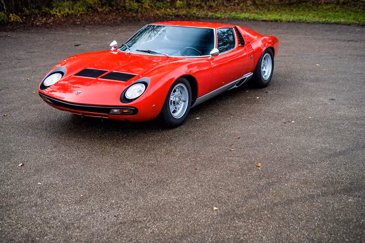 Với chương trình phục chế của Polo Storico, cùng với đó là sự giúp sức của các chuyên gia thông qua những lời khuyên, tài liệu và phụ tùng nguyên bản, đã biến việc phục chế chiếc xe đạt được chất lượng và đẳng cấp cao nhất, và điều này được đánh giá cao bởi chính thị trường và những nhà sưu tầm xe”.