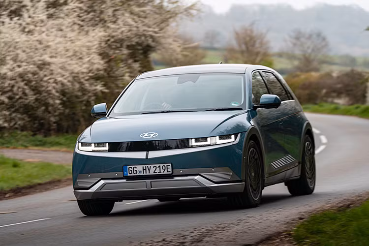 Hyundai Ioniq 5 chay dien ban ra tu 1,29 ty dong tai Dong Nam A