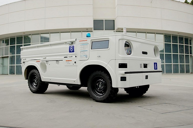 Cuộc đua để tạo ra các phương tiện tự hành chắc chắn sẽ giúp sản sinh một số cỗ máy đáng kinh ngạc trong vài năm tới. Ví dụ như mẫu xe Honda Autonomous Work Vehicle mới này(viết tắt: AWV, có nghĩa “xe làm việc tự hành”) được nhà sản xuất Nhật Bản trình làng vào năm 2018 này.