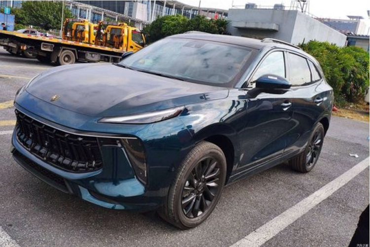 Dongfeng T5 cua Trung Quoc sap ve Viet Nam, co hot nhu Beijing X7?