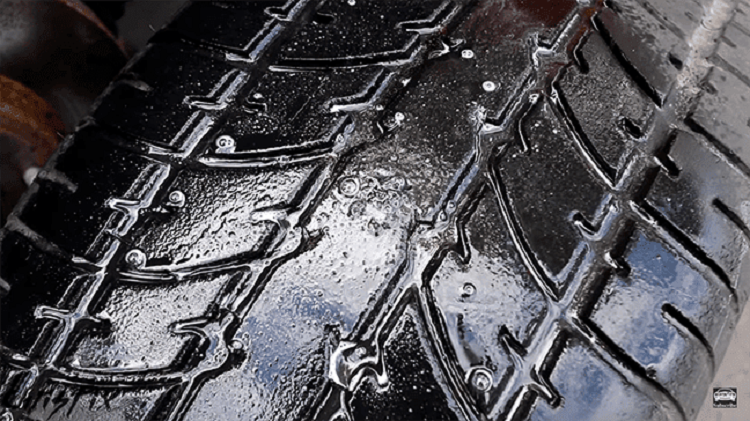 Cach xu ly khi xe oto thung lop khi khong lop du phong-Hinh-8