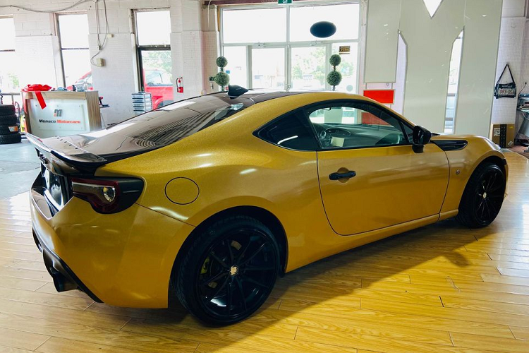 Mức giá xe Toyota 86 độ Lamborghini này là 21.155 USD. Cách đây khoảng 9 năm, Toyota Việt Nam từng phân phối mẫu xe 2 cửa Toyota 86 với mức giá 1,65 tỷ đồng.