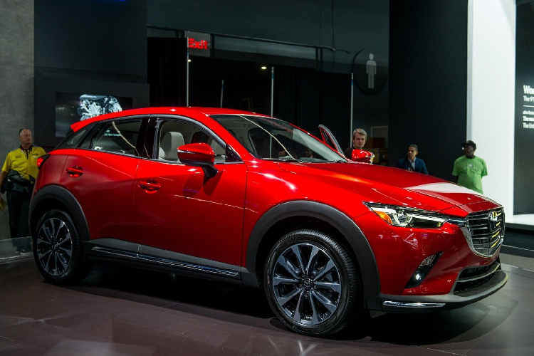 Mazda trang bị cho CX-3 mới động cơ SkyActiv 2.0L, sản sinh công suất 147 mã lực và mô-men xoắn cực đại 195 Nm.