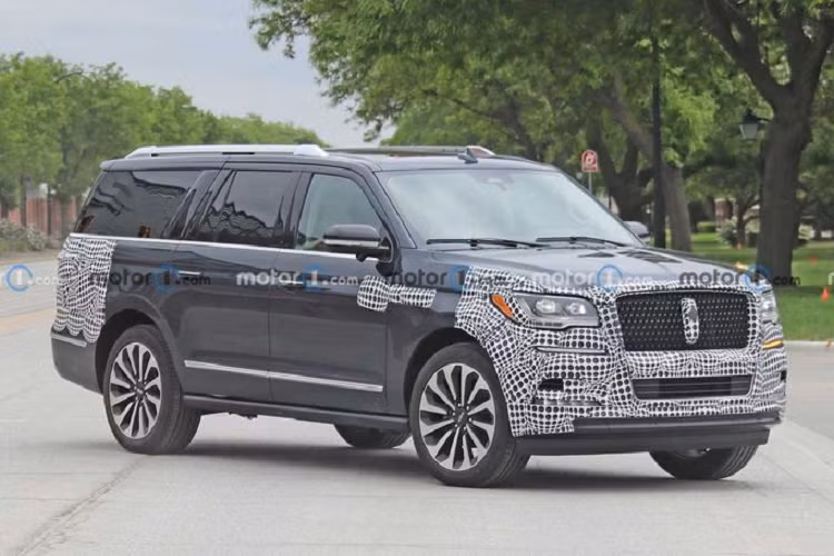 Hiện tại, thông tin về Lincoln Navigator 2022 vẫn còn khan hiếm nhưng với việc nguyên mẫu thử nghiệm có ít ngụy trang hơn thì rất có thể xe sẽ sớm được ra mắt trong tháng tới.