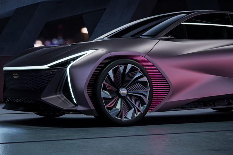 Mặc dù nhà sản xuất không tiết lộ cụ thể mẫu concept được chế tạo trên khung gầm nào và có trang bị hệ truyền động gì, nhưng giới chuyên môn cho rằng mẫu xe điện Vision Starburst sử dụng khung gầm Sustainable Experience Architecture (SEA).