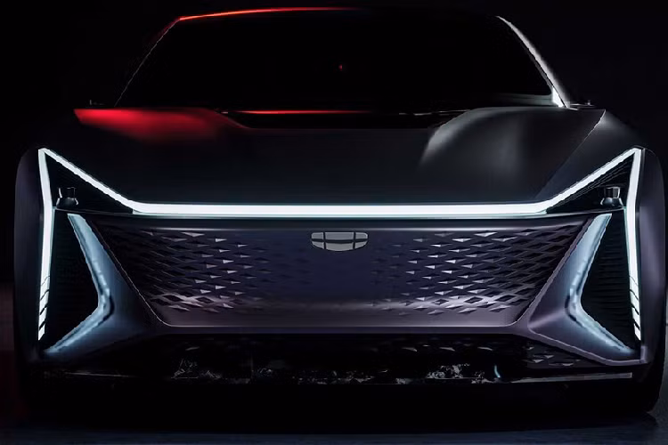 Khung gầm SEA của Geely có thể phù hợp xe từ phân khúc A cho tới E, và cung cấp cự li di chuyển lên tới 700 km với cụm pin lớn nhất. Geely hứa hẹn rằng cụm pin của họ có tuổi thọ 2 triệu km và các mẫu xe có thể trang bị từ 1 cho tới 3 mô tơ điện đối với các phiên bản hiệu suất cao.