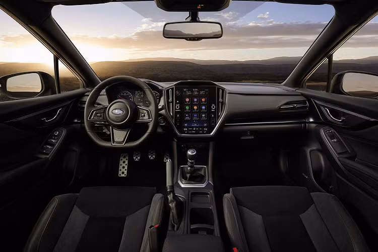 Động cơ 2.4L tăng áp cho công suất tối đa 271 mã lực tại 5.600 vòng/phút và mô-men xoắn cực đại 349Nm đại tại dải vòng tua 2.000 – 5.200 vòng/phút. Công suất (mã lực) được nâng cấp, trong khi mô-men xoắn cực đại không thay đổi so với thế hệ thứ 4 trước đó.