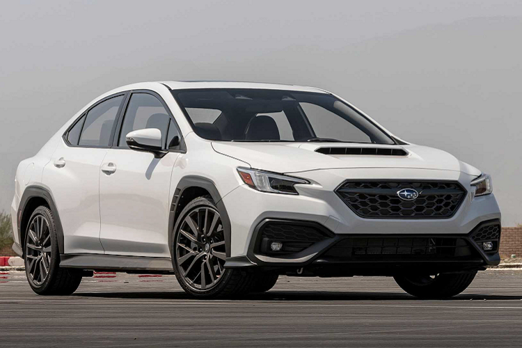 Ở phiên bản GT được trang bị giảm chấn được điều khiển bằng điện tử với 3 chế độ Comfort (Thoải mái), Normal (Bình thường) và Sport (Thể thao) và tính năng Drive Mode Select cho phép người lái lựa chọn chế độ lái với 430 tùy chỉnh khác nhau. Hiện mức giá xe Subaru WRX 2022 chưa được công bố.