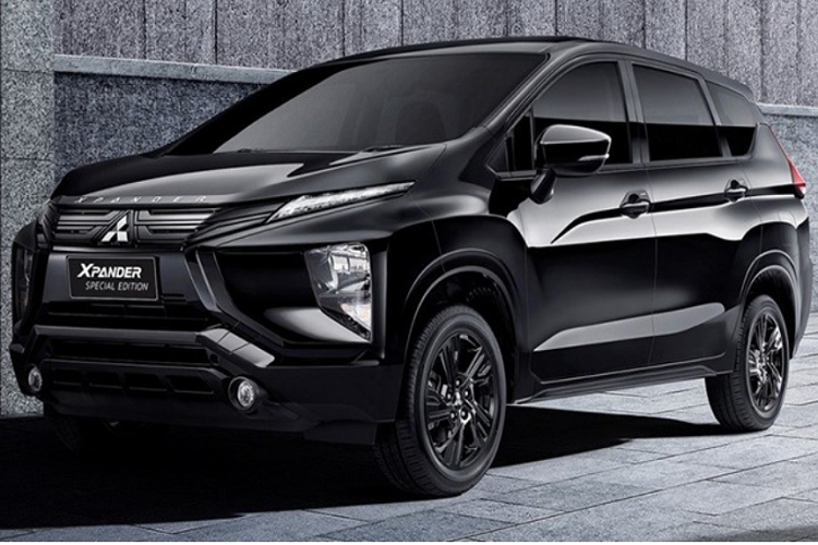Tại triển lãm Ô tô Quốc tế Gaikindo Indonesia (GIIAS) 2021, hãng Mitsubishi đã chính thức vén màn phiên bản mới của dòng MPV 7 chỗ Xpander. Hiện Mitsubishi Xpander 2022 mới vẫn chưa được bán ra tại thị trường Indonesia nói riêng và Đông Nam Á nói chung. Trong thời gian chờ Mitsubishi Xpander 2022, khách hàng Thái Lan có thêm một lựa chọn mới khác, đó là phiên bản đặc biệt của mẫu xe này.