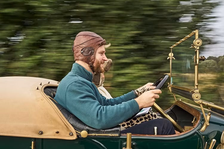 Để chứng minh rằng chiếc xe đã không bị thay đổi ở bất kỳ chi tiết nào, nó đã đạt được tốc độ 78,2 dặm / giờ trong bài kiểm tra tốc độ dài nửa dặm được tiến hành ngay sau cuộc thử nghiệm; nó cũng trở thành chiếc Rolls-Royce đầu tiên vượt 100 dặm / giờ trong cuộc thử nghiệm sau đó tại đường đua Brooklands huyền thoại ở Surrey.