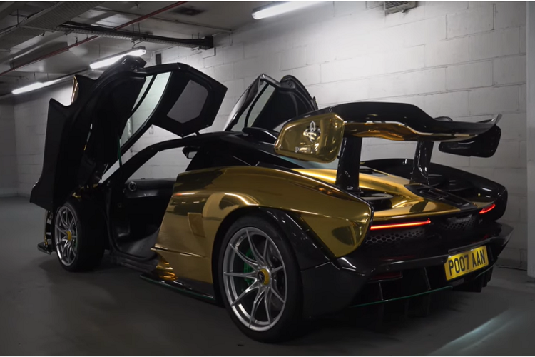 Đoạn video gần 4 phút ghi lại cảnh chiếc McLaren Senna bọc crôm vàng bắt mắt khi nó điều hướng qua dòng giao thông đông đúc, chật hẹp ở Luân Đôn, với nhiều cơ hội ghi lại từng âm thanh tiếng máy dữ đội của nó.